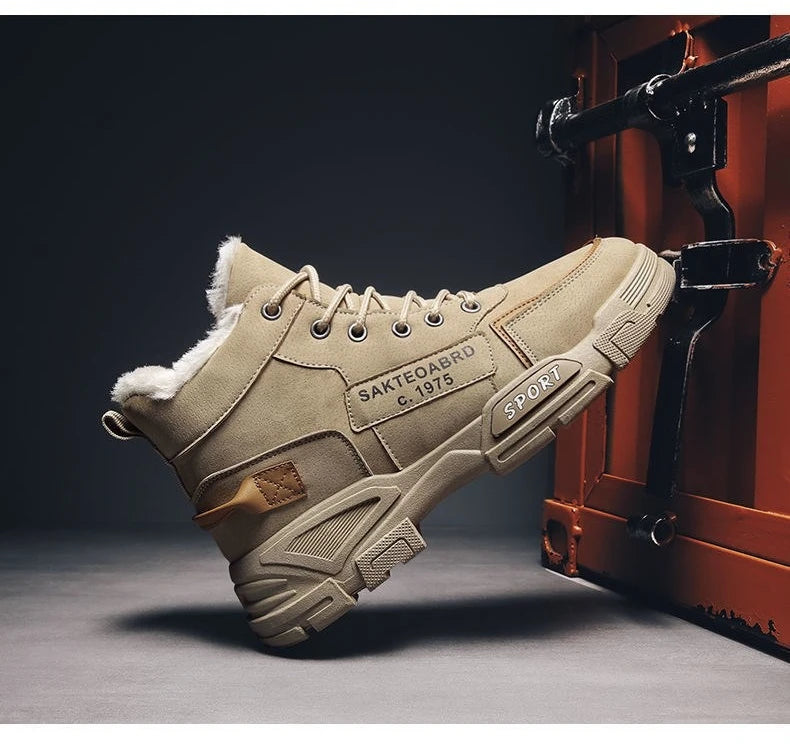 Nuevos zapatos de invierno de caña alta para hombre, botas de nieve para exteriores para hombre, zapatos de algodón con forro polar de moda, zapatos casuales cómodos de marca de tendencia.