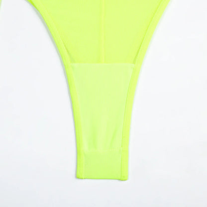 Conjunto de lencería sexy para mujer, con panel de encaje, escote en V profundo, glúteos abiertos, tirantes con forma de corazón de melocotón, cadena cruzada, liguero, ropa interior de tres piezas