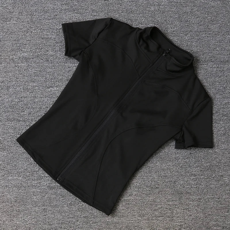 Camisetas de entrenamiento adelgazantes de cintura de verano de alta calidad para mujer, de secado rápido, con cuello alto ajustado y cremallera completa, camisetas de yoga de manga corta.