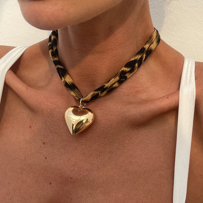 Ingemark - Collar de cadena de terciopelo multicapa étnico para mujer, 7 estilos, 2025, nuevo colgante de metal con forma de caracola, estrella de mar y corazón, joyería para el cuello
