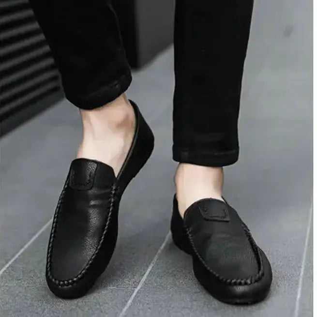 Zapatos casuales para hombre, de piel sintética, de marca de lujo, mocasines para hombre, transpirables, sin cordones, negros, para conducir
