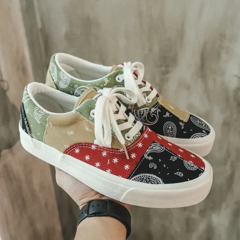 Zapatos vintage de lona para mujer, estilo nuevo, con cintura floreada, estilo tablero de ajedrez, caña baja, para hombre y mujer, venta al por mayor, de cuero y goma.