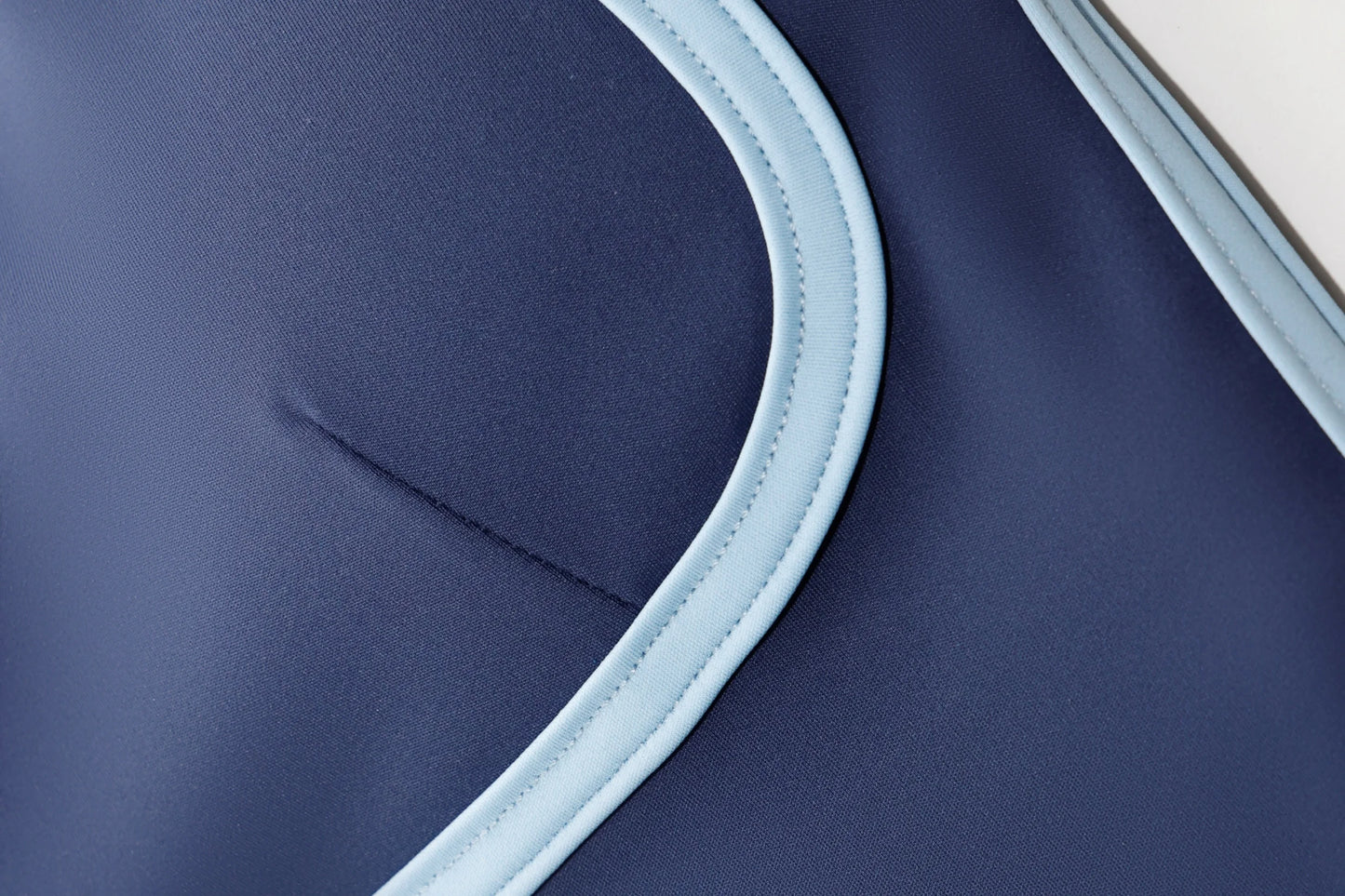 Conjunto de yoga a rayas para mujer, ropa de gimnasio, sujetador deportivo sexy, pantalones acampanados de cintura alta, pantalones de fitness para correr y levantar la cadera, novedad de 2025