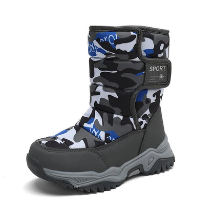 Zapatos de invierno 2025 para niños, de felpa, impermeables, antideslizantes, con suela de goma, botas de nieve cálidas a la moda para exteriores.