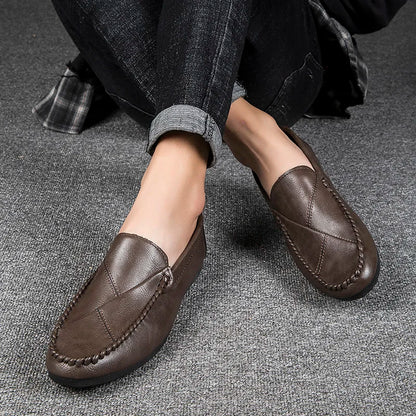 Zapatos casuales para hombre, de piel sintética, de marca de lujo, mocasines para hombre, transpirables, sin cordones, negros, para conducir
