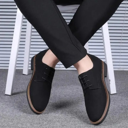 Zapatos de hombre estilo nobuk con cordones, zapatos Oxford suaves para hombre, planos 2023, zapatillas deportivas transpirables de color sólido, zapatos deportivos casuales.