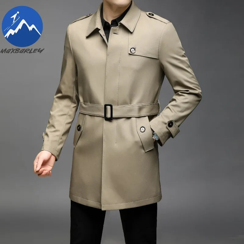 Abrigo tipo gabardina Maxbarley para hombre, estilo coreano, ligero, de lujo, de un solo botón, chaqueta larga cortavientos, colección primavera-otoño 2025, marca, con solapa.