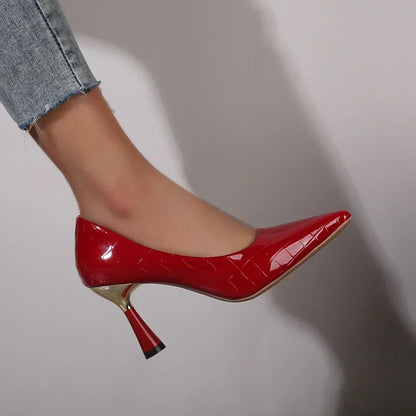 Zapatos Mujer 2024 Tendencia Nuevo Verano Tacones Rojos Elegante Mujer Tacón Negro Punta Puntiaguda Zapatos de Vestir Cuero Blanco Zapatos de Dama