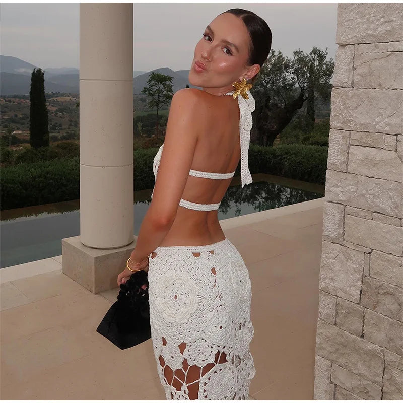 Vestido largo de punto con cuello halter y estampado floral, sexy, sin mangas y con espalda descubierta, estilo maxi, colección 2024. Ideal para la playa y las vacaciones.