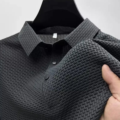 Camiseta de manga corta de seda de hielo para hombre, nueva camiseta de verano con cuello redondo y estampado de gofre, de alta elasticidad, sin costuras, informal, de negocios.