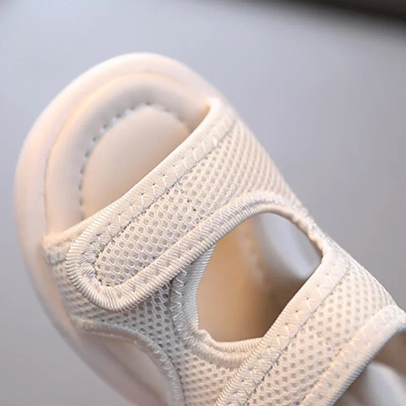 Sandalias transpirables para niños y niñas, zapatos de verano, zapatillas blancas y frescas