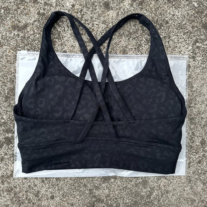 Sujetador deportivo de color sólido con espalda cruzada para mujer, de alta resistencia, ajustado, para entrenamiento integral, ropa interior de yoga y gimnasio con almohadilla para el pecho