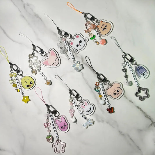 Niños callejeros, accesorios móviles con llavero de inspiración - Kpop, bolso creativo lindo y2k, amigos encantadores, regalos para fanáticos, fibra acrílica