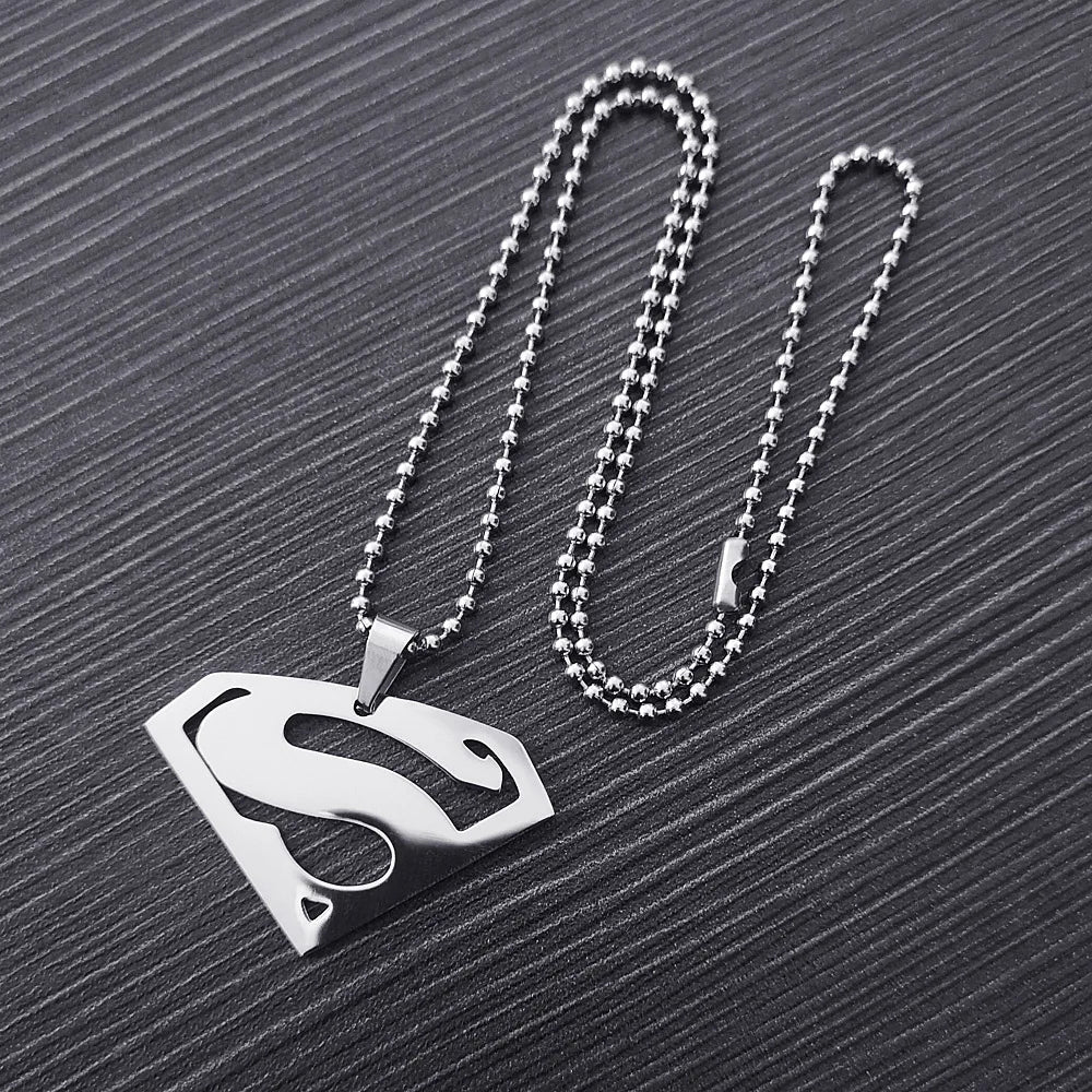STEELBROS - Colgante de acero inoxidable pulido de alta calidad con diseño de película de anime, superhéroe, para hombre, regalo de joyería para niños y niñas