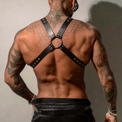 Arnés de caballo de cuero sintético para hombre, ajustable, para fiesta de disfraces, ideal para juegos de rol.