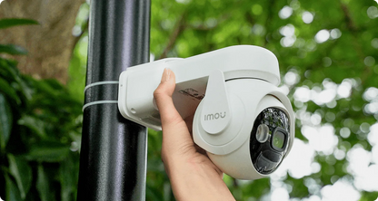 Cámara de seguridad IMOU Cell PT Lite de 3 MP con batería, paneles solares, visión nocturna a color, protección Wi-Fi y protección para exteriores.