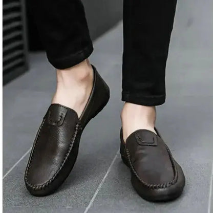 Zapatos casuales para hombre, de piel sintética, de marca de lujo, mocasines para hombre, transpirables, sin cordones, negros, para conducir