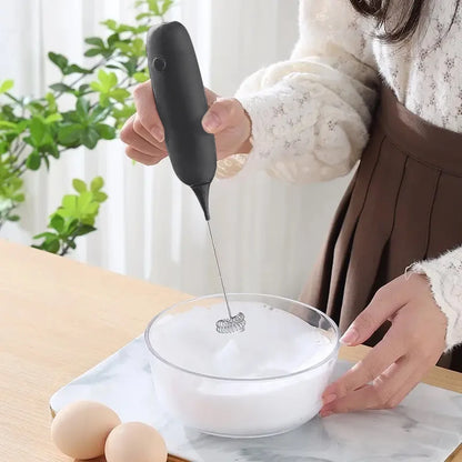 Batidor de huevos portátil con batería, mezclador automático de espuma para café y leche, herramientas de cocina