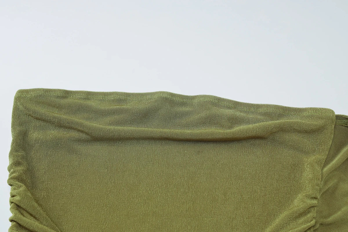 Vestido largo ajustado Hugcitar sin mangas, con espalda descubierta y escote halter. Ideal para fiestas de verano, cumpleaños y eventos especiales.