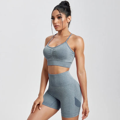 Conjuntos de dos piezas para mujer, pantalones cortos color melocotón, chándal femenino, conjunto de gimnasio, pantalones cortos de fitness con cuello halter, sujetador push up de verano