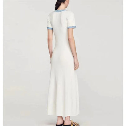 Elegante vestido largo de punto para mujer, con contraste, cuello redondo, manga corta, botones metálicos, corte ajustado, ideal para oficina y viajes.