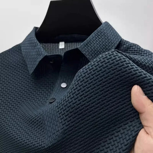 Camiseta de manga corta de seda de hielo para hombre, nueva camiseta de verano con cuello redondo y estampado de gofre, de alta elasticidad, sin costuras, informal, de negocios.