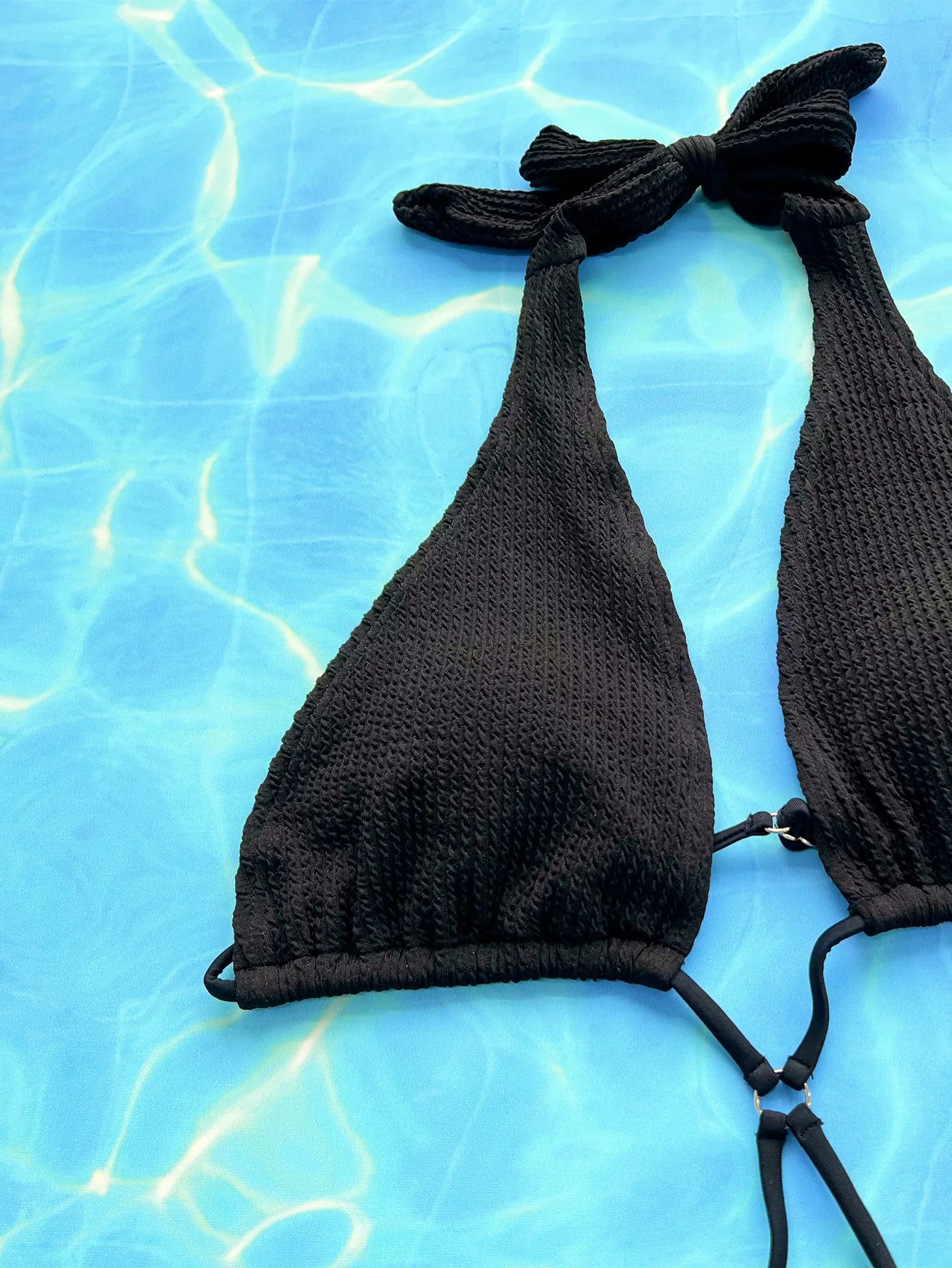 Microbikini sexy para mujer, novedad de 2025, traje de baño de una pieza en negro liso, monokini de cintura alta con aberturas, copa triangular con cordones, ropa de playa