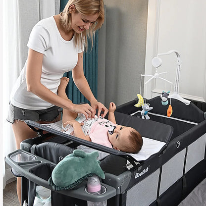 Cuna portátil multifuncional para bebé, cuna plegable con cambiador, mecedora, juego de cama para niños, muebles de dormitorio para niños de 0 a 6 años.