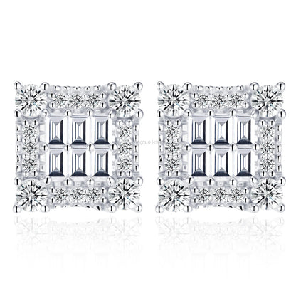 Pendientes de plata de ley 925 de oro de 18 quilates y moissanita de 0,5 quilates.