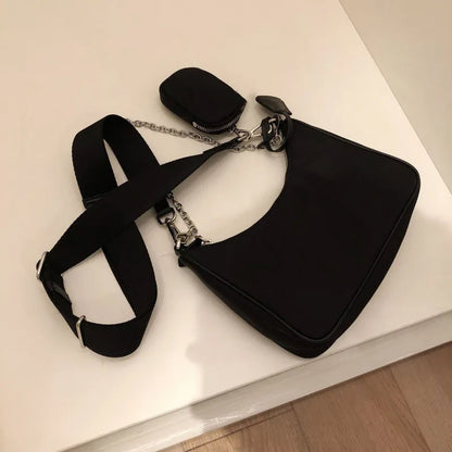 Bolso de hombro tipo hobo informal de nailon impermeable para mujer, moderno, con cadena negra decorativa, cruzado hasta la axila con monedero pequeño