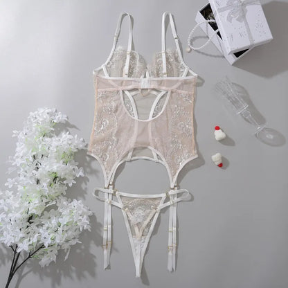 Tornova - Conjunto de ropa interior de encaje sexy para mujer, sujetador con bordado de flores, lencería sexy de malla transparente y decorativa con diseño de amor, nuevo