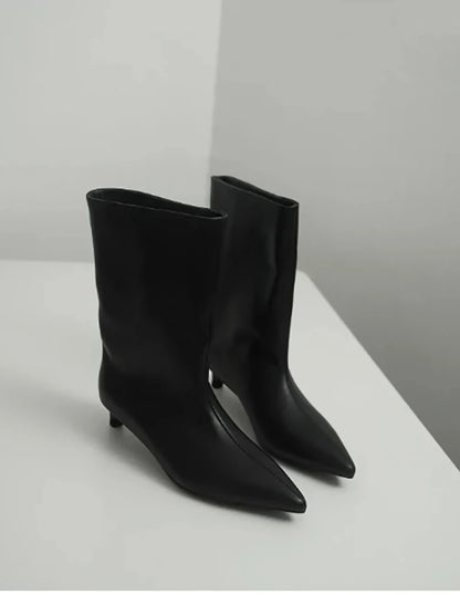 Botines de diseño para mujer, estilo moderno, tacón bajo cuadrado, ideales para fiestas, bailes y eventos. Botines cortos sin cordones.