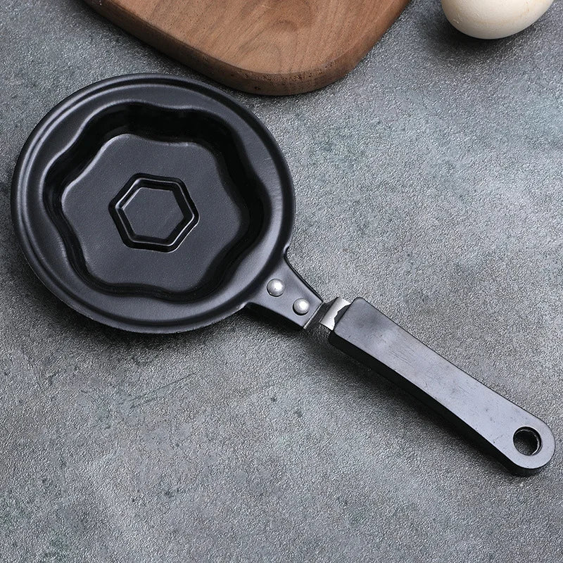 Mini sartén para tortillas, divertida sartén para desayuno con dibujos animados, sartén para panqueques, ollas antiadherentes, utensilios de cocina para el desayuno