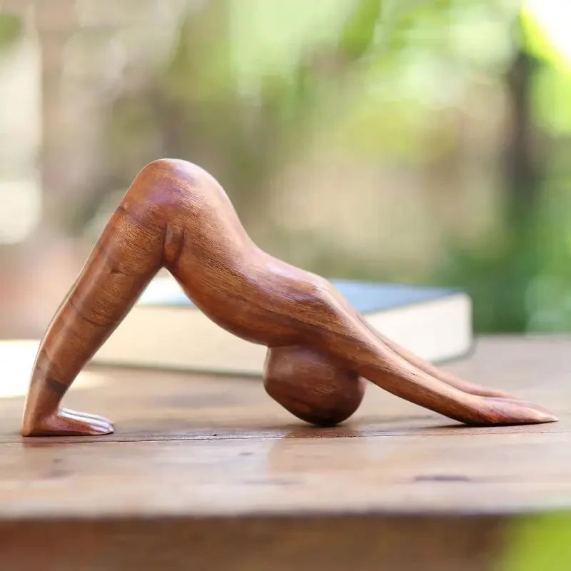 Estatua de meditación de yoga tallada en madera de chica de yoga, hecha a mano, pose de yoga, decoración del hogar