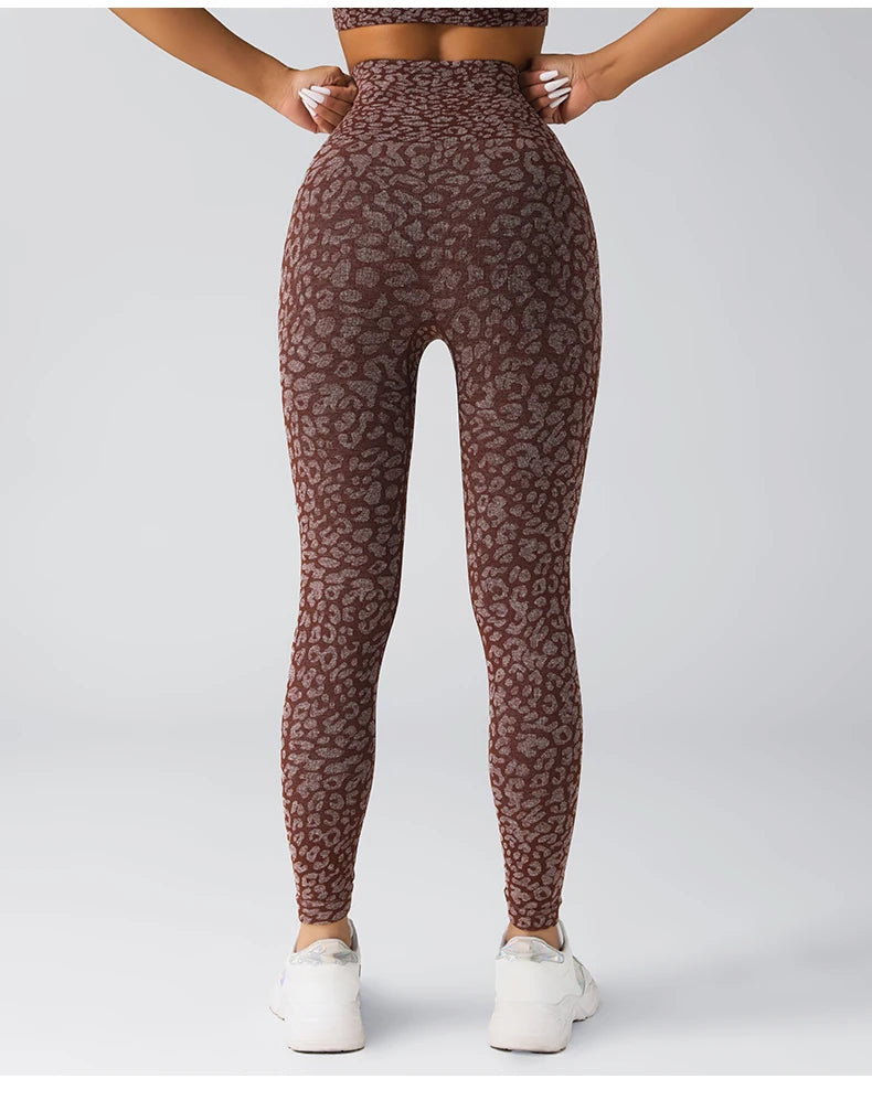 Pantalones de yoga con estampado de leopardo sin costuras para mujer, con realce de cadera y cintura alta, con alta elasticidad.