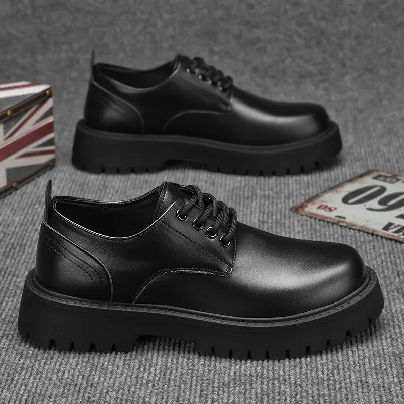 Otoño 2025, nuevos zapatos Derby de negocios para hombre, mocasines de cuero negro para hombre, zapatos de chef, calzado formal de plataforma coreana para hombre.