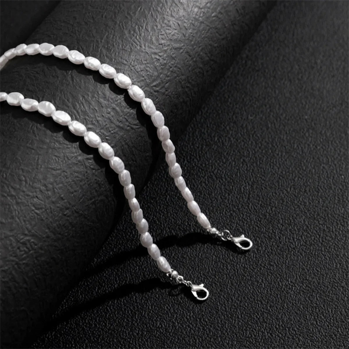 Collar y pulsera de cadena de perlas de imitación hechos a mano estilo bohemio para hombre, moderno conjunto de joyería vintage con cadena para clavícula y cuello, estilo steampunk.