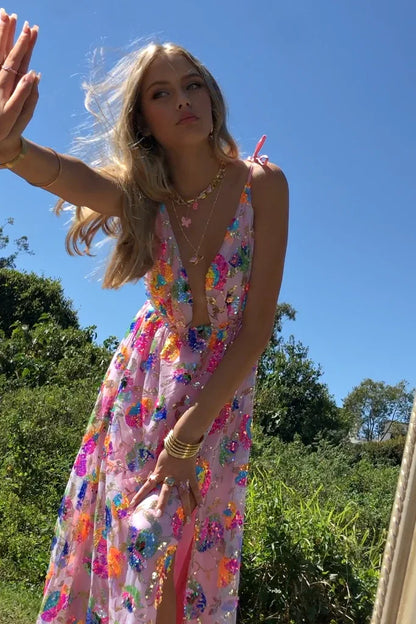 Vestido corto halter con lentejuelas y brillo para mujer, sin espalda, sin mangas, para fiestas de noche, vacaciones, cintura alta, sexy, nueva moda 2025.