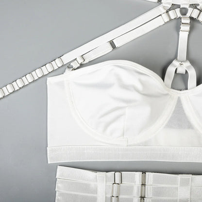 Conjunto de lencería sexy para mujer, con panel de encaje, escote en V profundo, glúteos abiertos, tirantes con forma de corazón de melocotón, cadena cruzada, liguero, ropa interior de tres piezas