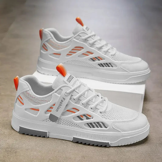 Zapatillas deportivas de malla transpirable para hombre, modernas y versátiles, blancas, informales, para estudiantes, de skate, de verano, modelo nuevo y ligero.