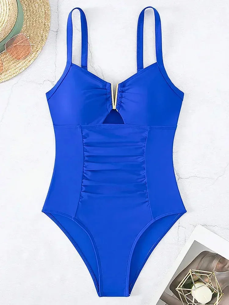 Trajes de baño plisados ​​con cuello en V 2025 para mujer, traje de baño de una pieza para mujer, traje de baño de corte alto, traje de baño ajustado para playa.