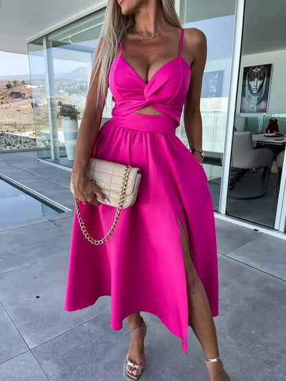 Vestido de mujer con nuevo estilo, cuello en V, corte amplio, que estiliza y suaviza la silueta, espalda abierta y largo medio.