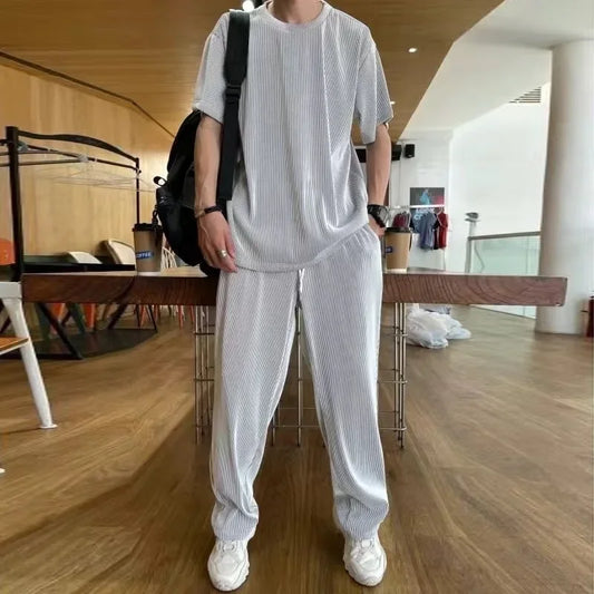 Conjunto deportivo informal de verano para hombre, de seda de hielo, con camiseta fina de manga corta y pantalones largos de secado rápido, a juego con media manga.