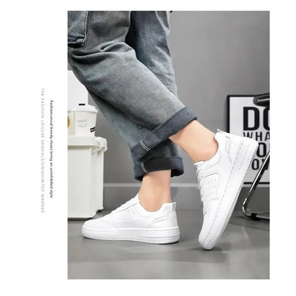 Zapatos de hombre Explosion, suela gruesa de cuero, pequeños zapatos blancos, zapatos de moda para hombre con zapatos de tabla de moda, zapatos casuales de calle