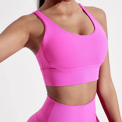 Sujetador deportivo de color sólido con espalda cruzada para mujer, de alta resistencia, ajustado, para entrenamiento integral, ropa interior de yoga y gimnasio con almohadilla para el pecho