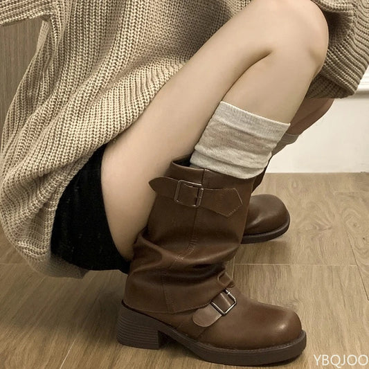 Botas vaqueras retro marrones de estilo occidental para mujer, estilo otoño-invierno, 2025, nuevas botas cortas, delgadas, gruesas y apiladas.