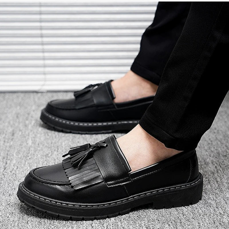 Zapatos de vestir negros para hombre, con plataforma y cuña, sin cordones, informales, de cuero, estilo británico, para negocios, formales, para boda y fiesta, 2025