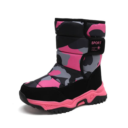 Zapatos de invierno 2025 para niños, de felpa, impermeables, antideslizantes, con suela de goma, botas de nieve cálidas a la moda para exteriores.