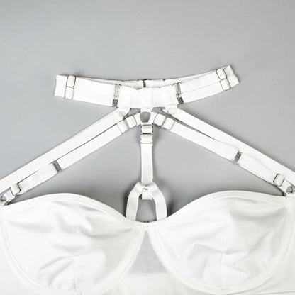 Conjunto de lencería sexy para mujer, con panel de encaje, escote en V profundo, glúteos abiertos, tirantes con forma de corazón de melocotón, cadena cruzada, liguero, ropa interior de tres piezas