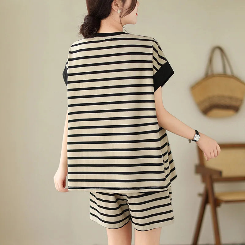 Conjuntos de ropa a rayas para mujer: camiseta de manga corta y pantalones cortos con cordón, trajes de dos piezas, chándal holgado de verano, conjuntos casuales para mujer